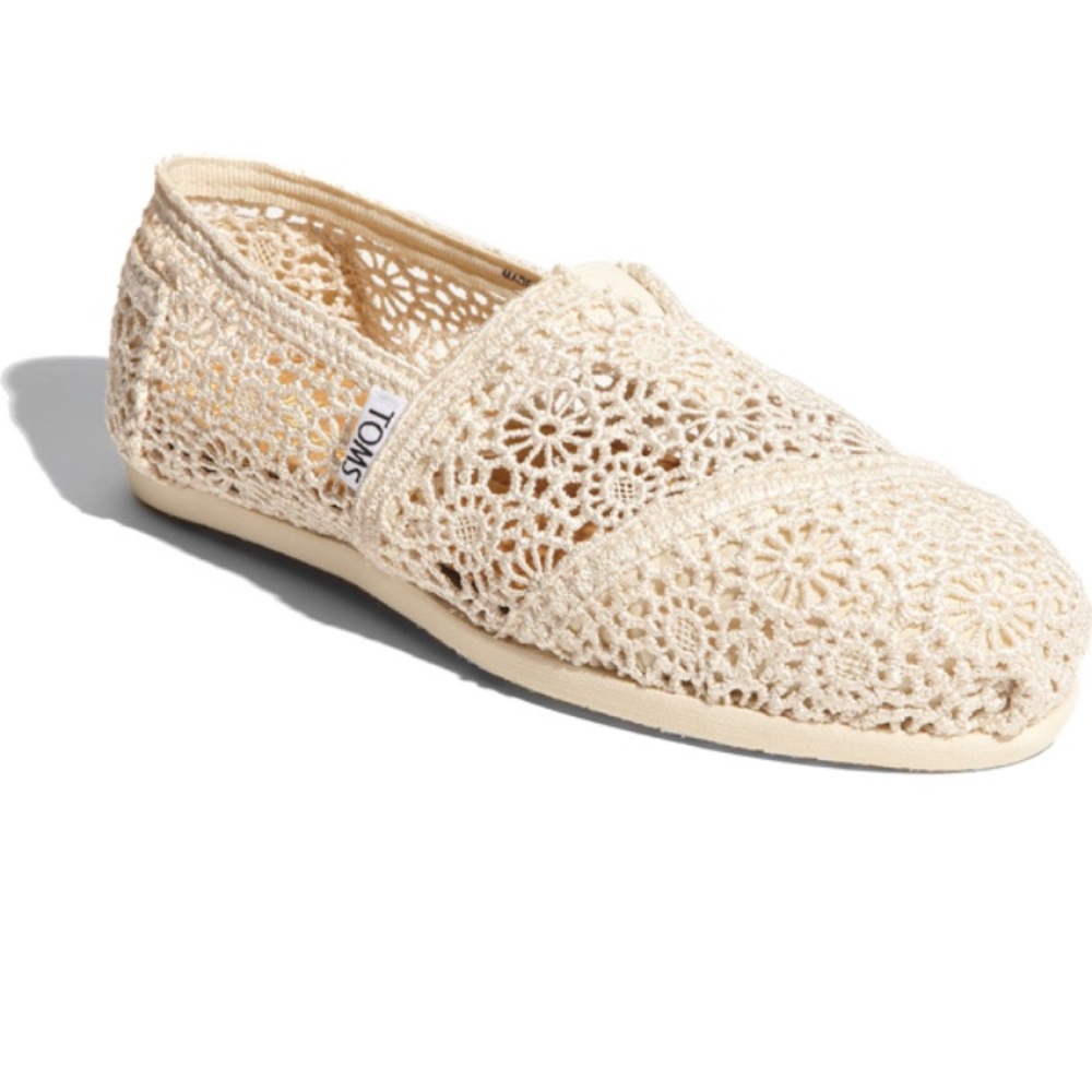 Toms Natural Crochet Slip On size 6